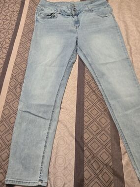 Size 13 Women Refuge Denim Ibiza Light Blue Jeans - Classic Slim Fit